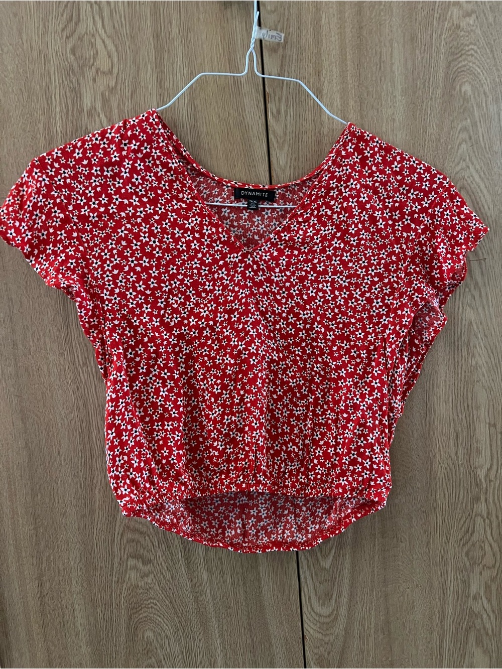 Dynamite Red Floral V-Neck Crop Top